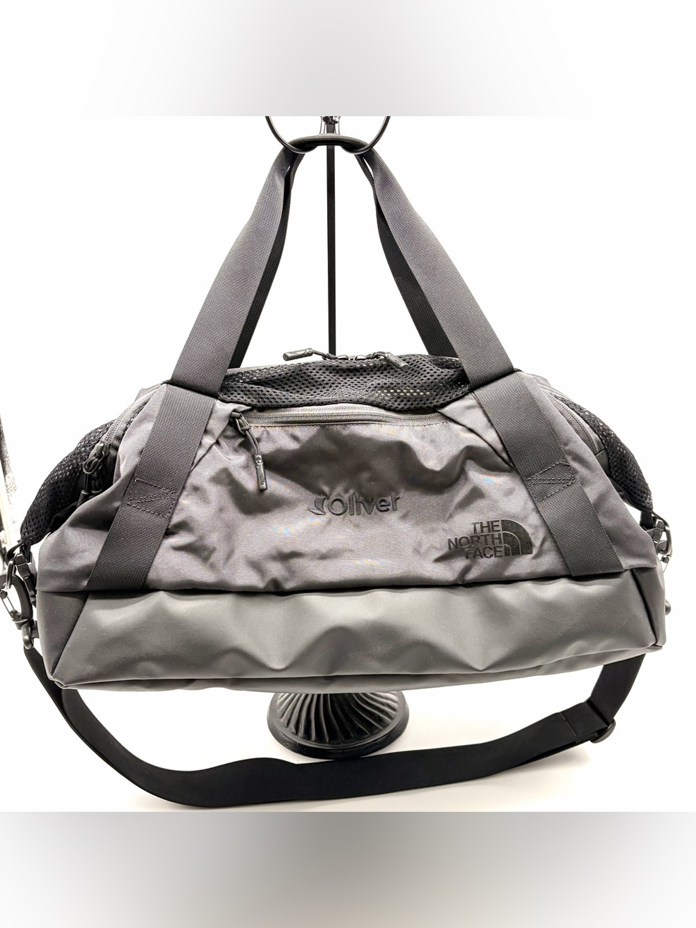 The North Face Apex Duffel Bag Large Black Nylon Shoulder Strap Gym Travel